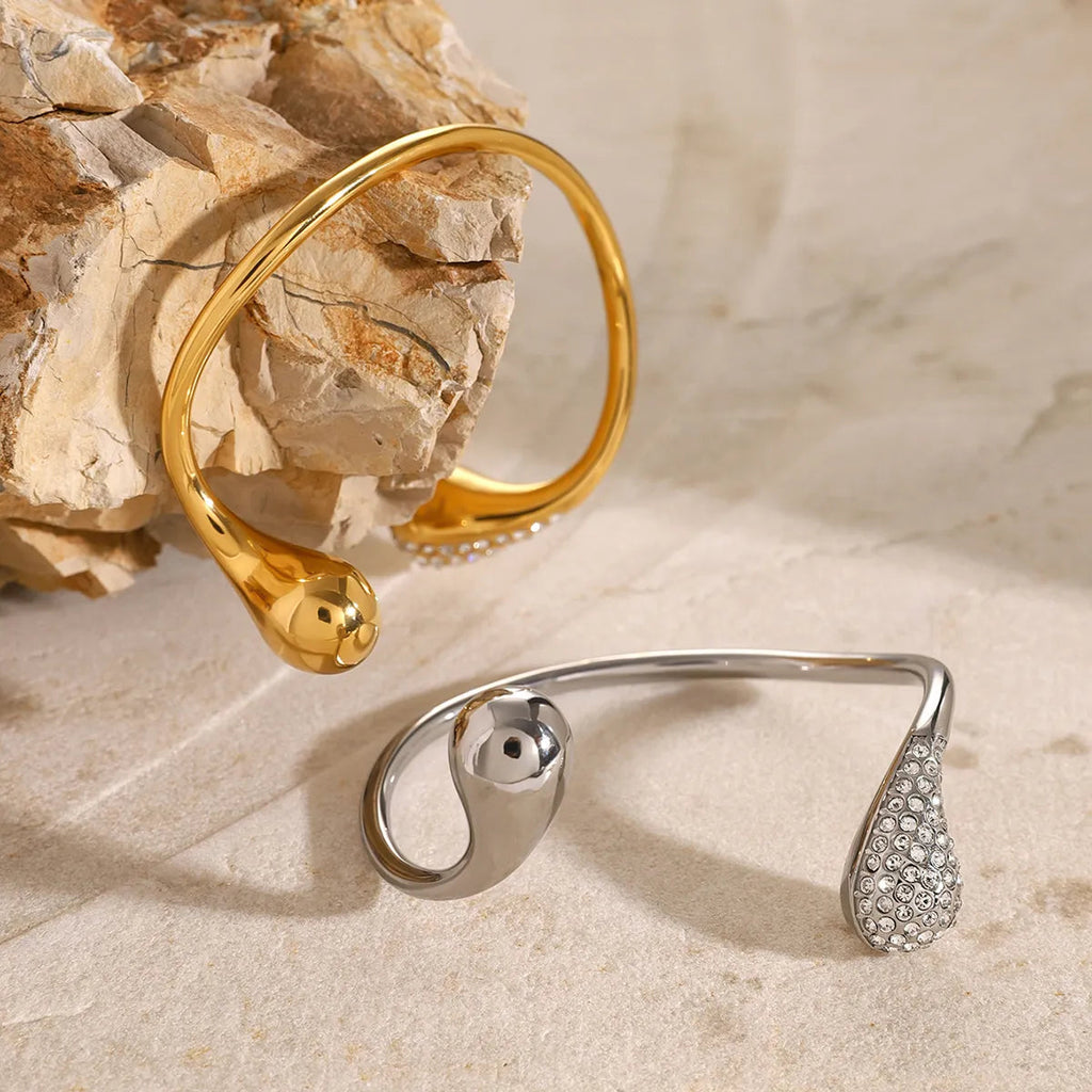 Vacation Simple Bangle