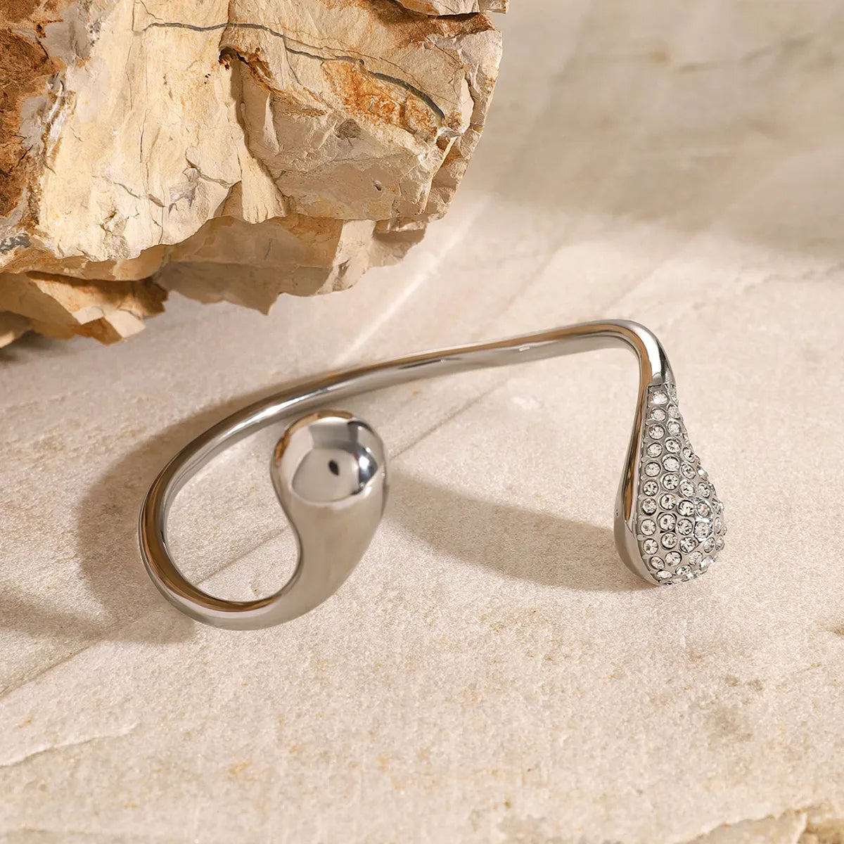 Vacation Simple Bangle