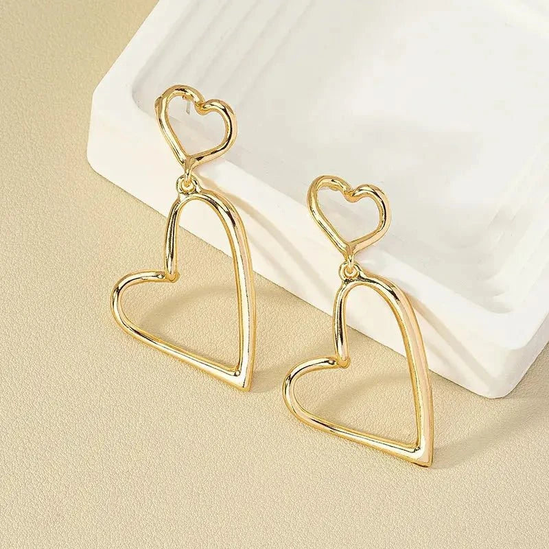 Modern Style Heart Shape Alloy Women Drop Earrings